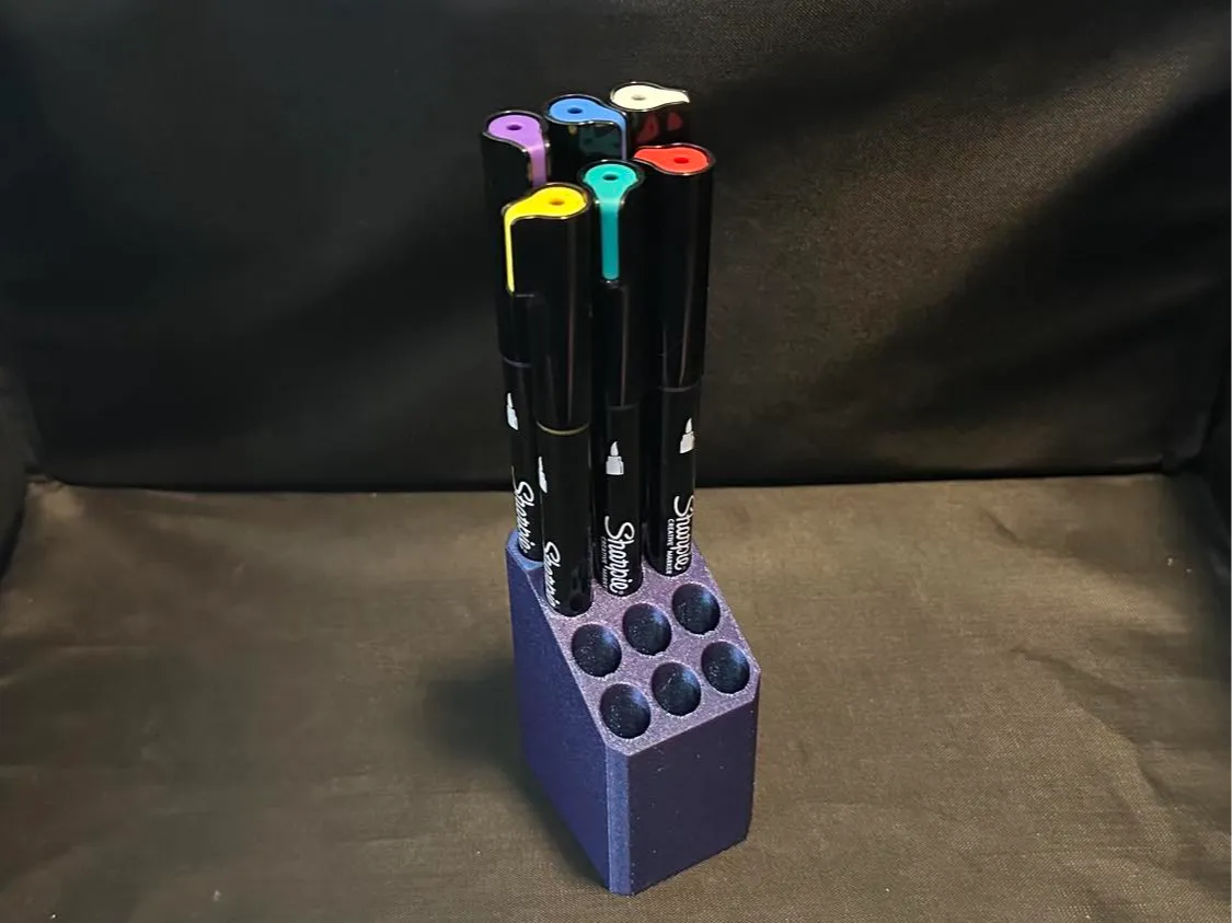 Sharpie Creative Brush Tip Marker Caddy - 12 Spots 3D printed — Schnapps Caps Australia