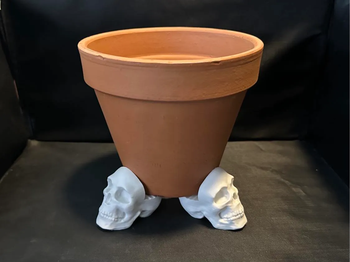 Skull Pot Feet Planter Lifter - Better Drainage 3D printed — Schnapps Caps Australia