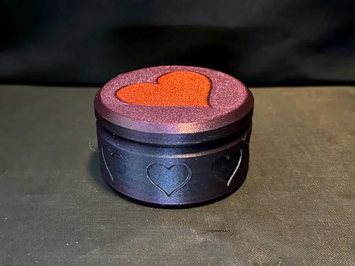 Queen Of Hearts Threaded Container - 75mm 3D printed — Schnapps Caps Australia