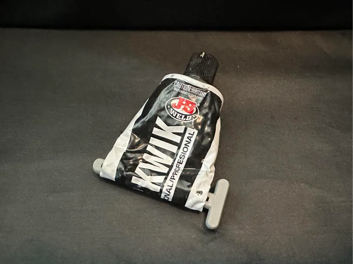 Large Tube Key - Epoxy, Paint, Etc. Get Every Drop 3D printed — Schnapps Caps Australia