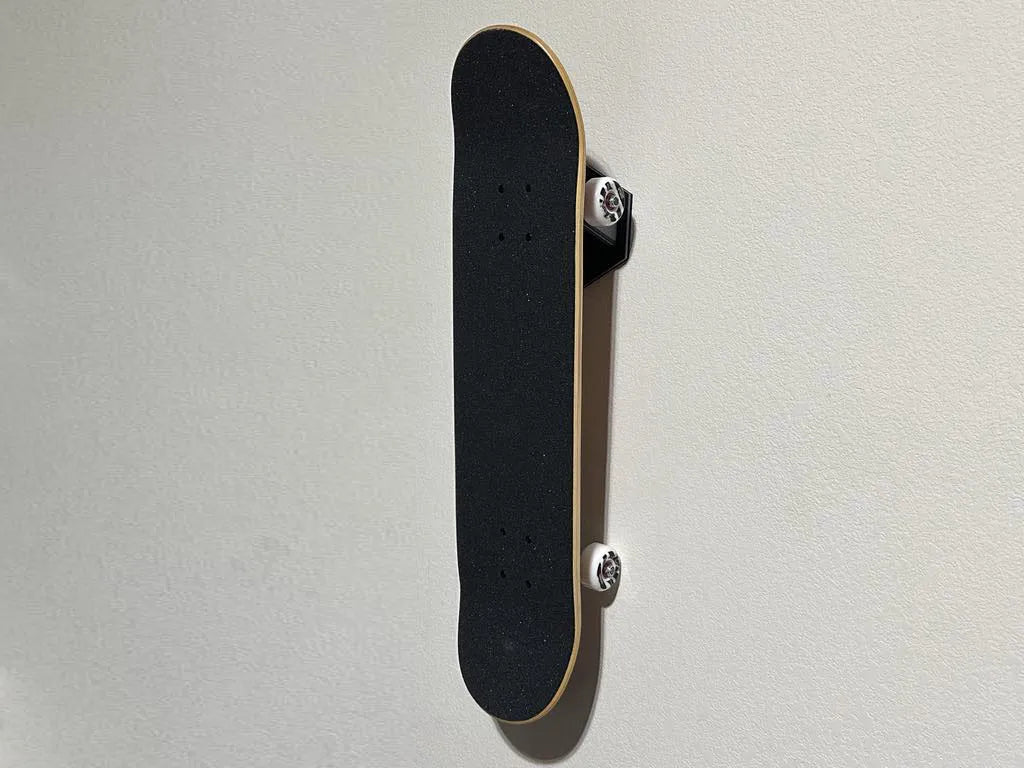 Vertical Complete Skateboard Hanger 3D printed — Schnapps Caps Australia